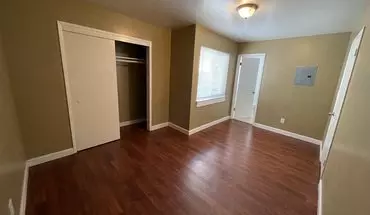 2 of 11 2009 Mc Gee Ave Unit 2 Apartment for rent in Berkeley, CA