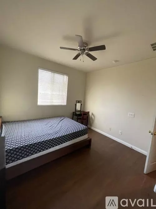 2 of 3 13668 Amberview Pl Unit 17 Apartment for rent in Corona, CA