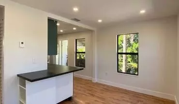 3 of 10 4224 SW 60th Pl Unit Unit Apartment for rent in Miami, FL