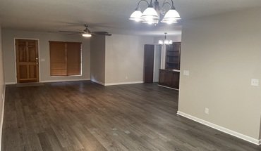 405 19th St Unit 6 E Apartment for rent in Jasper, AL