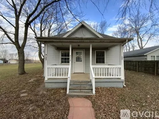 612 E Mc Neil Ave Apartment for rent in Hoopeston, IL