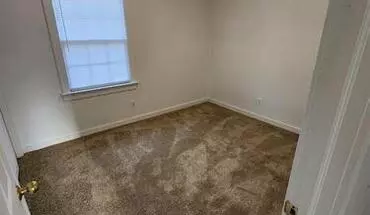 4 of 5 201 Gold St Unit B NE Apartment for rent in Wilson, NC