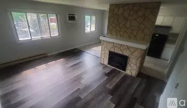 3 of 15 1749 Bainbridge St Unit 1 Apartment for rent in La Crosse, WI