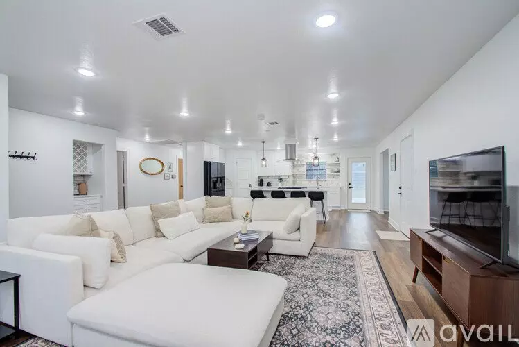8314 Greenbush St House for rent in Houston, TX