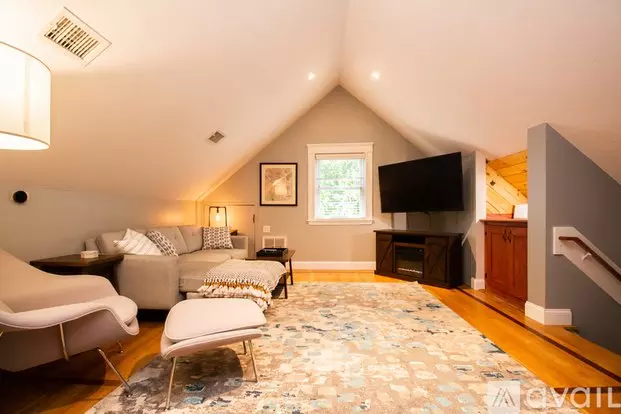 247 Savin Hill Ave Unit 3 Apartment for rent in Boston, MA 247 Savin Hill Ave Unit 3 Apartment for rent in Boston, MA