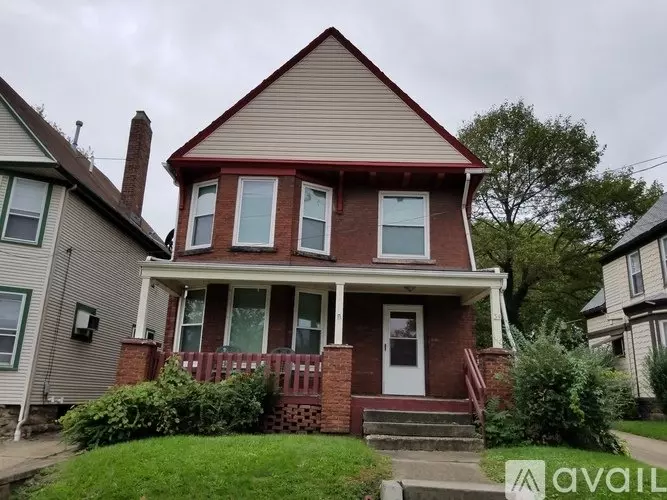 34 S Adams St Unit 1 Apartment for rent in Akron, OH