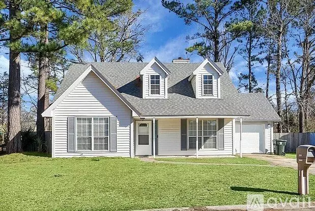 1084 Willowood Ave Apartment for rent in Goose Creek, SC