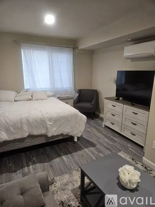 261 Spencer St Unit B Apartment for rent in Folsom, CA