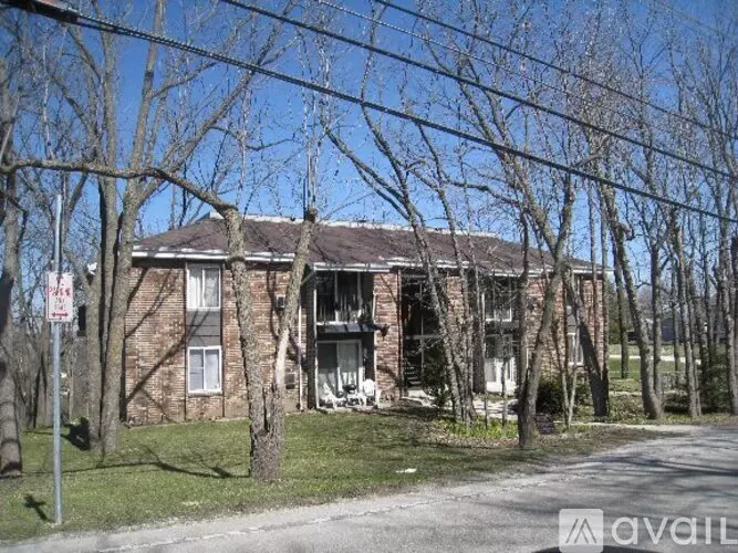 459 Prospect Ave Unit 12 Apartment for rent in Pewaukee, WI