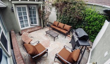 10801 Hartsook Street Unit A Apartment for rent in Los Angeles, CA