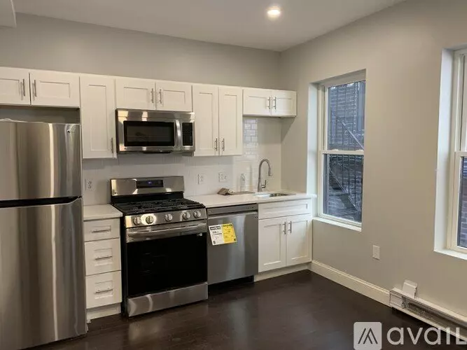 2 of 4 51 Charter St Unit 3A Apartment for rent in Boston, MA
