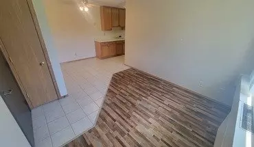 2 of 14 1709 La Cres St Unit 123 Apartment for rent in La Crosse, WI