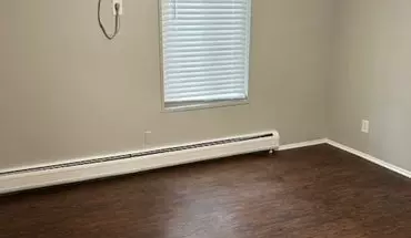 3 of 7 4103 Benjamin Ave Unit 1 Apartment for rent in Royal Oak, MI
