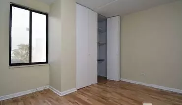 4 of 12 330 W Miner St Unit 1A Apartment for rent in Arlington Heights, IL