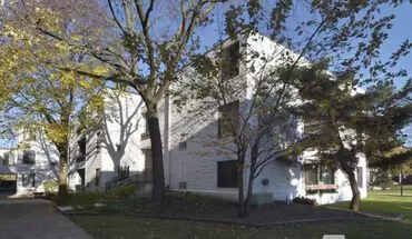 2 of 12 330 W Miner St Unit 1A Apartment for rent in Arlington Heights, IL