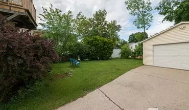 2 of 15 5064 N Bay Ridge Ave Unit Upper Apartment for rent in Whitefish Bay, WI