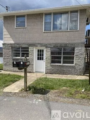 1219 Wayne Street, Unit Downstairs Apartment Apartment for rent in Kingsport, TN