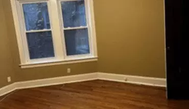 5 of 13 7951 S Yates Blvd Unit 2 Apartment for rent in Chicago, IL
