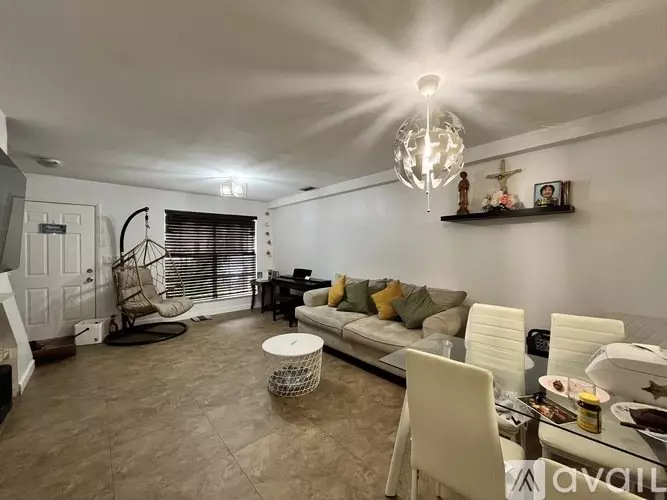2 of 4 2904 Belmont Ln, Unit 2904 Apartment for rent in Hollywood, FL