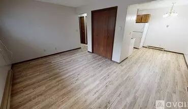 2 of 14 703 S Dakota Ave Unit 9 Apartment for rent in Sioux Falls, SD