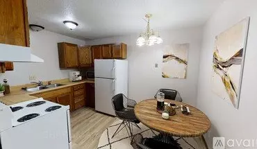 3 of 14 703 S Dakota Ave Unit 9 Apartment for rent in Sioux Falls, SD