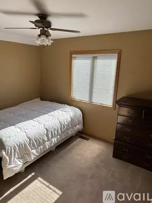 187 Hilltop Dr, Unit Loft Apartment for rent in Lake In The Hills, IL