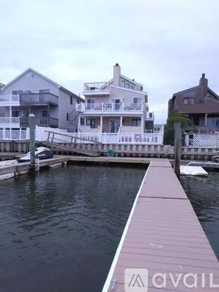 611 W Burk Ave Unit A Apartment for rent in Wildwood, NJ