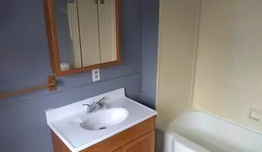 5 of 8 526 E Main St, Unit 2E Apartment for rent in Hoopeston, IL