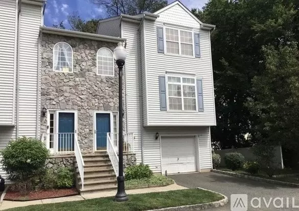 1166 New Brunswick Ave Unit 302 Apartment for rent in Rahway, NJ