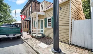 2 of 22 519 E York St House for rent in Savannah, GA