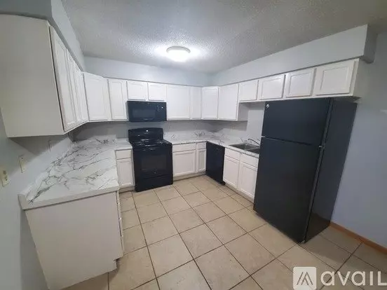 1322 5th Ave Unit 8 S Apartment for rent in La Crosse, WI