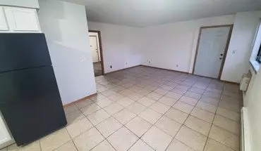 5 of 14 1322 5th Ave Unit 8 S Apartment for rent in La Crosse, WI