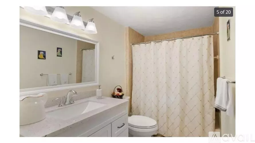 96 Washburn Ave House for rent in Wellesley, MA