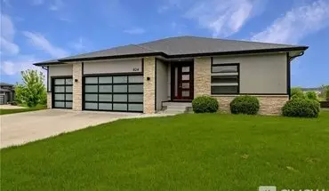 3 of 14 824 83rd St House for rent in West Des Moines, IA