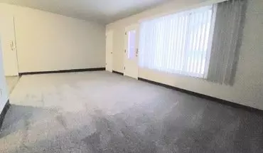 5 of 9 404 S 16th Ave Unit 8 Apartment for rent in West Bend, WI