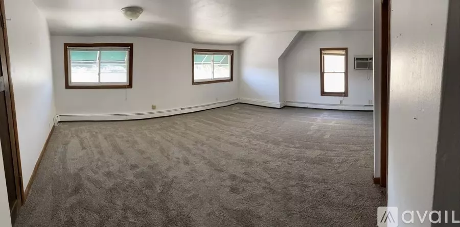 11222 W Greenfield Ave Unit Upper Apartment for rent in West Allis, WI
