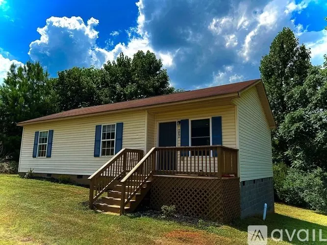 367 E Reedy Fork Rd House for rent in Seneca, SC