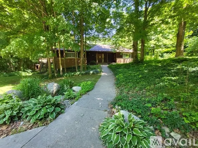 6211 Pokagon Rd, Unit 1 Apartment for rent in Berrien Springs, MI
