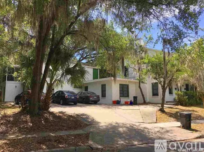 215 C Northeast Blvd Unit C Apartment for rent in Gainesville, FL