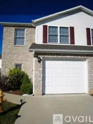 2626 E Oaklawn Ct Unit 2626 Apartment for rent in Bloomington, IN