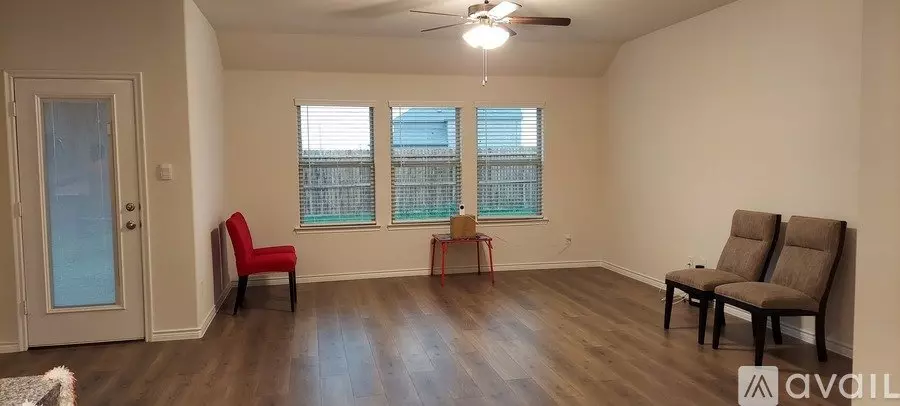 2 of 4 3609 Trails End Rd House for rent in Aubrey, TX