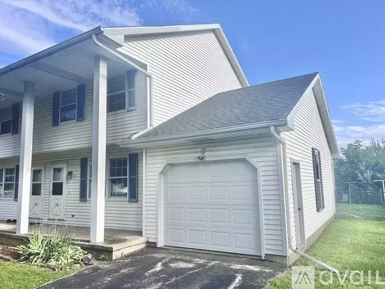 732 Crestview Dr Unit 730 Apartment for rent in Seymour, WI