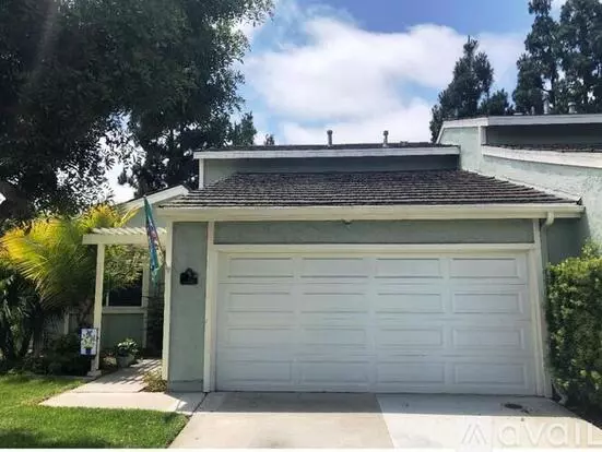 33055 Dolphin Court, Unit Upper Level Bedroom with Walk-in Closet and Shared Bath Apartment for rent in San Juan Capistrano, CA