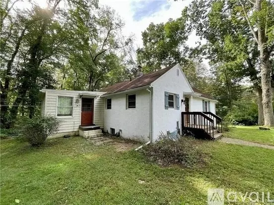 295 Mulberry Rd Apartment for rent in Mansfield, CT