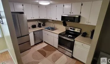 3 of 12 2106 Kanawha Blvd Unit 128 E Apartment for rent in Charleston, WV