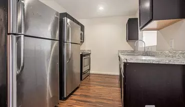 4 of 17 2621 Redwood Ave Unit 2625 Apartment for rent in Kalamazoo, MI