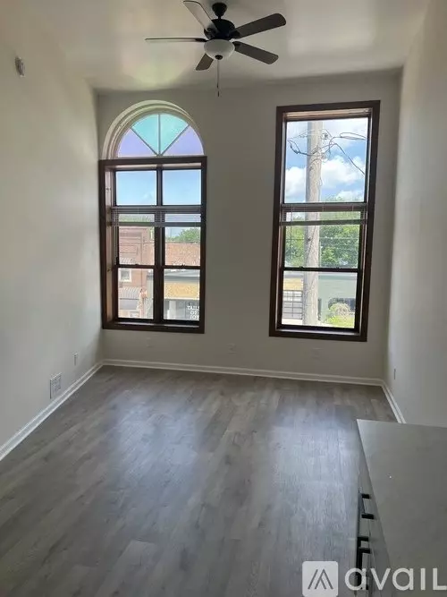 2 of 2 807 W Main St Unit 1 Apartment for rent in Owosso, MI