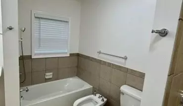 3 of 10 1810 Wonderland St Unit 3 SW Apartment for rent in Ocean Isle Beach, NC
