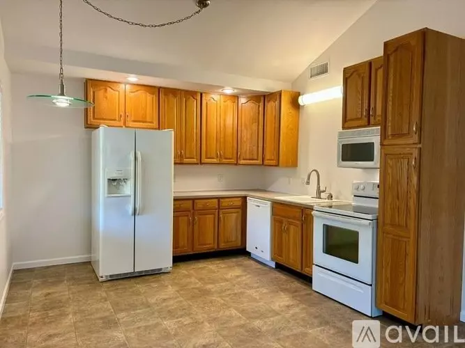 1810 Wonderland St Unit 3 SW Apartment for rent in Ocean Isle Beach, NC