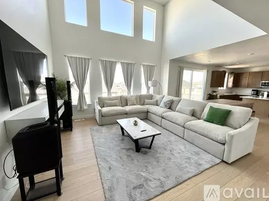 3232 S Hollow Way Apartment for rent in Saratoga Springs, UT